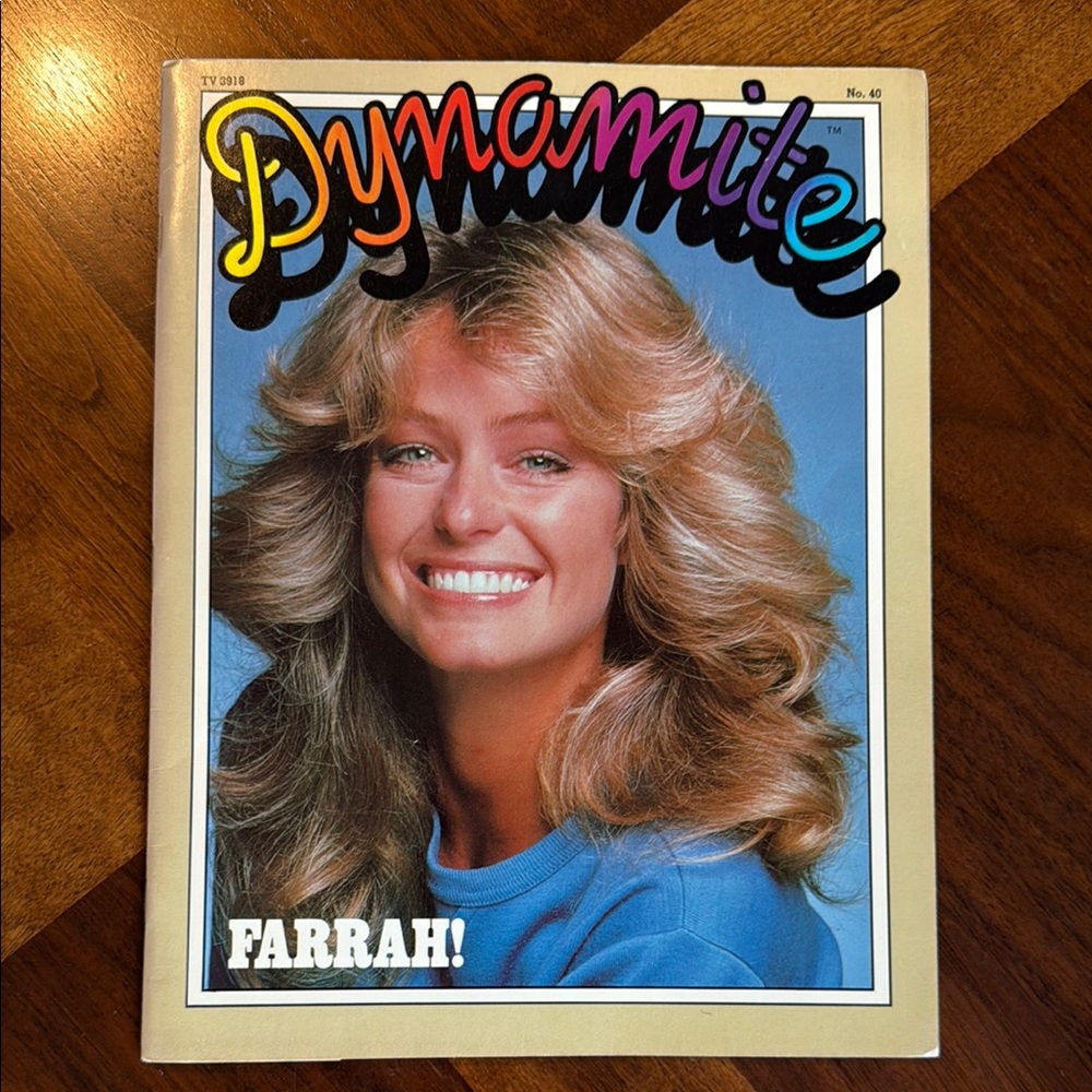 DYNAMITE MAGAZINE - FARRAH FAWCETT NO 40 ISSUE - 1977